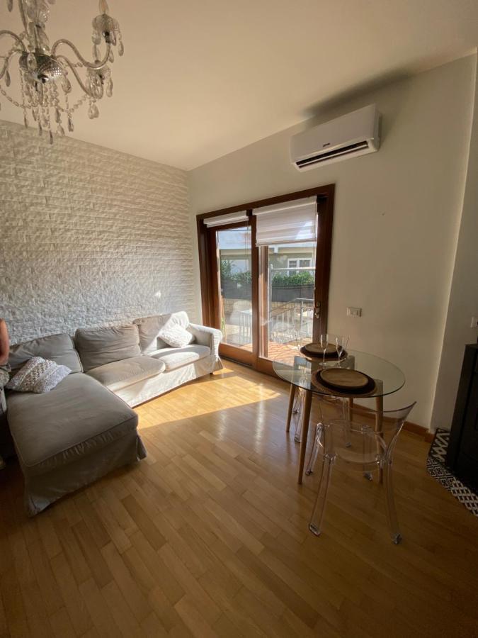 La Casa Ideale チェルヴェーテリ エクステリア 写真
